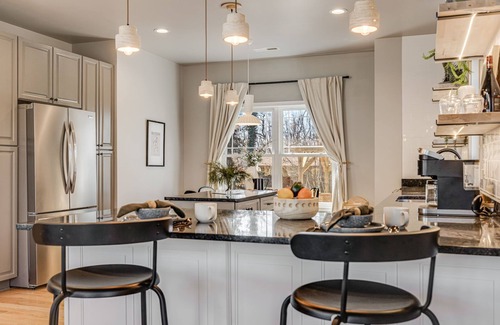 Hendersonville House | Secluded 5BR Stay,HotTub,Sauna,GameRoom,FirePit