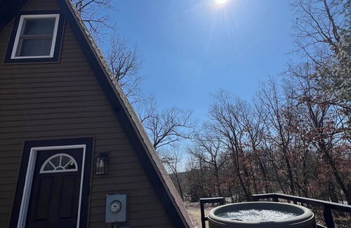Oxford Cabin | Secluded A frame cabin close Dells, BRAND NEW HOT TUB, firepit, grill.