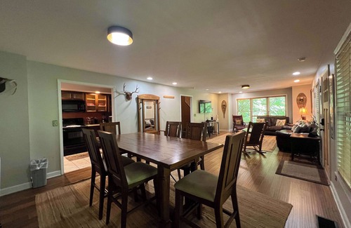 Chalet Village Cabin | Secluded Cabin for 10 in Chalet Village + Hot Tub!