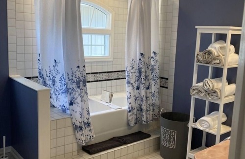 Boring Other | Secluded Country Farm Estate