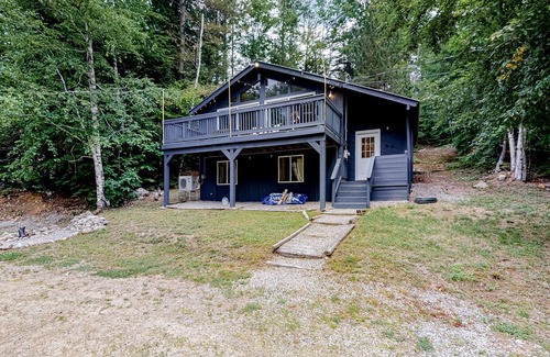 Bartlett House | Secluded home with gas woodstove, new kitchen & AC - near ski resort & trails