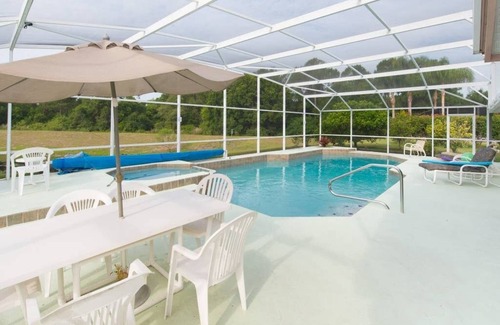Lindfields Villa | Secluded Luxury Pool Home, Close to Disney w/Oversized pool Special offers now