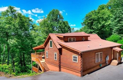 Spruce Pine House | Secluded Mountainbrook at Crabtree Falls , Paradise in Little Switzerland NC