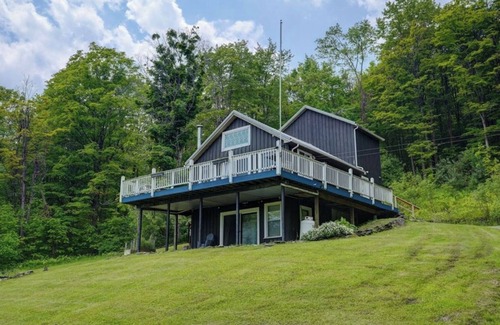 Springwater Ski Chalet | Secluded Oasis: Luxurious Retreat with Stunning Views 2BR/1BA