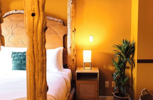 Tofino Hotel | Secluded Oceanfront - Upstairs