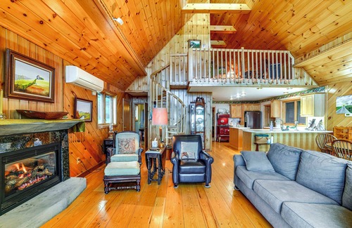 Oxford Cabin | Secluded Oxford Cabin on 75 Acres: Sunset Views!