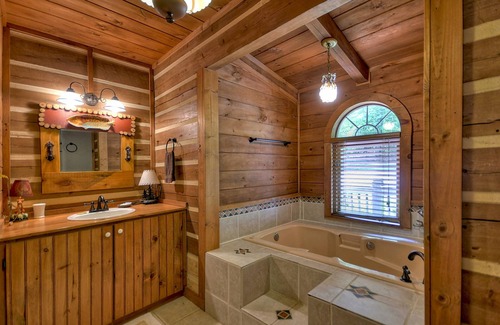 Copperhill Cabin | Secluded, pet-friendly home with hot tub! Free rafting and zip-lining included