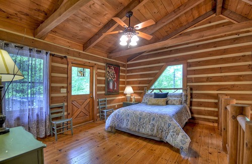 Copperhill Cabin | Secluded, pet-friendly home with hot tub! Free rafting and zip-lining included
