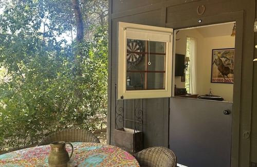 Ojai House | Secluded, private one bedroom house in Ojai Arbolada neighborhood, walk to town