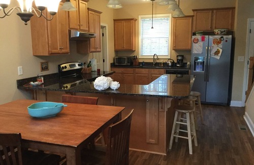 Seneca House | Secluded Seneca/Clemson Lake Hartwell Waterfront, 3 miles to CU