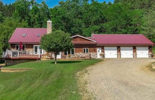 Somerset Cabin | Seclusion/Luxury/Amenities. {Welcome to Malbec}