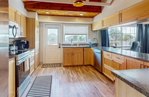 Melbourne Beach Condo | Second-floor coastal condo w/ocean views, balcony, WiFi, AC, steps to the beach