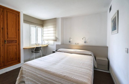 Santa Eulalia del Rio Hotel | SEDUQPL-JS/Junior Suite Apartment/♚Roof Top Pool/City Heart♥ Close to the beach