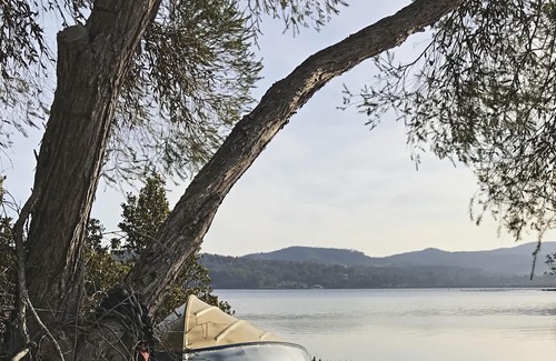 Merimbula House | See 2 Sea - 3 Bedroom Home with Stunning views - 2+ nights