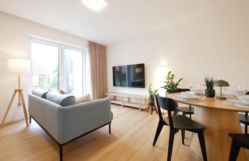 Sassenberg Apartment | Seenah2, privater Garten, Stellplatz, Strandnähe