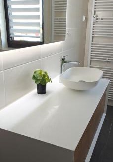 Pleinfeld Apartment | Seenland Getaway - Haus am Berg