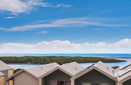 Augusta Apartment | Seine Bay Apartment (2 Bedrooms) modern accommodation in the townsite - Seine Bay Apartment (2 Bedrooms)