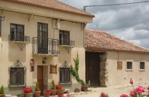 Santo Domingo de Piron Cottage | Self catering El Tuerto Pirón for 8 people