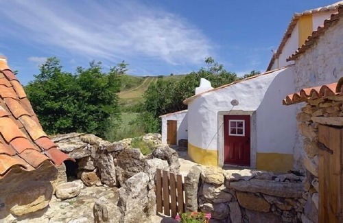 Aldeia da Mata Pequena Cottage | Self catering Aldeia da Mata Pequena, Tourism & Leisure, Lda for 2 people