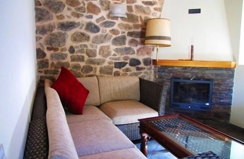 Boca de Huergano Cottage | Self catering cottage La Altanera for 8 people