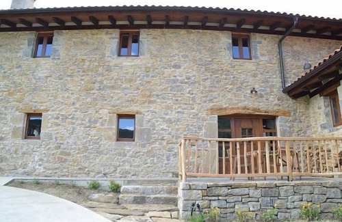 Esteribar Cottage | Self catering Etxegibel for 14 people