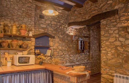 San Jorge Cottage | Self catering L´Amborget y La Mallada for 2 people