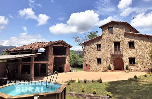Les Preses Cottage | Self catering La Cantina for 14 people