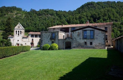 Vidra Cottage | Self catering Mas Quintana de Ciuret for 21 people