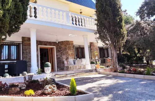 Alpedrete Cottage | Self catering Robertina for 12 people