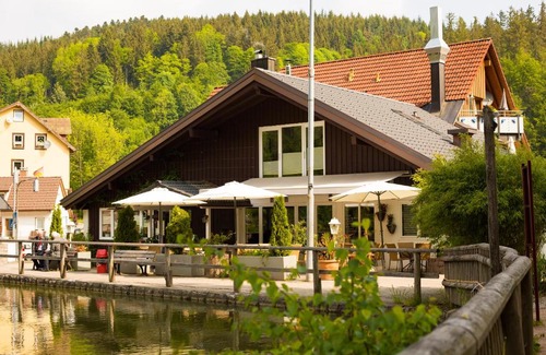 Triberg im Schwarzwald House | Self-check-in Ferienwohnungen & Apartments am Bergsee