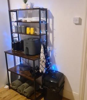 Reading Apartment | Self contained Flat & Large Ensuite Rooms RG2 Near Town Centre & Hospital