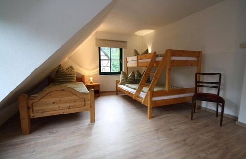 Dobbin-Linstow House | Semi detached house, Glave