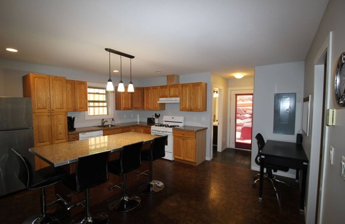 Blind Bay House | Semi Lakefront 2 Bedroom Private Suite