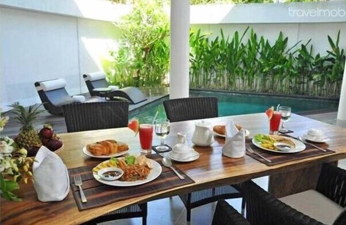 Laksmana Villa | Seminyak 2 Bedroom villa, 100m to Beach