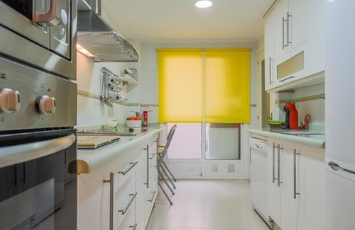 San Juan de Aznalfarache Apartment | Sensational Apt 2 Bed 2 baths 4 pax Aljarafe Metro