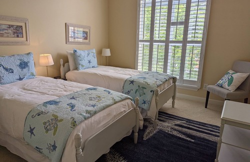 Cornelius Condo | Sensational views of Lake Norman at the Peaceful Penthouse