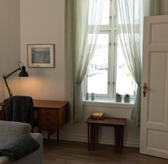 Kristiansand Apartment | Sentralt og romslig i Kristiansand sentrum