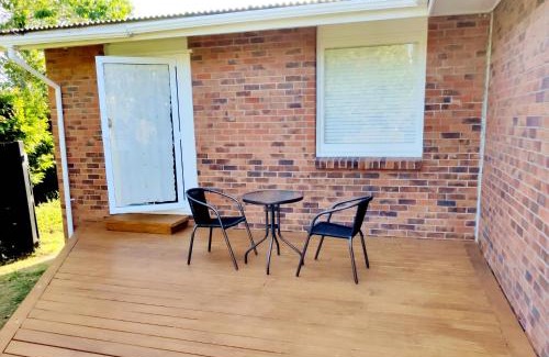 Forrest Hill House | Separate Entry Guest Room with Private Bathroom in Forrest hill