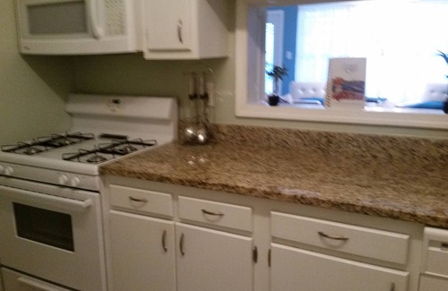 Capitol Hill Apartment | Sept Oct last minute Specials