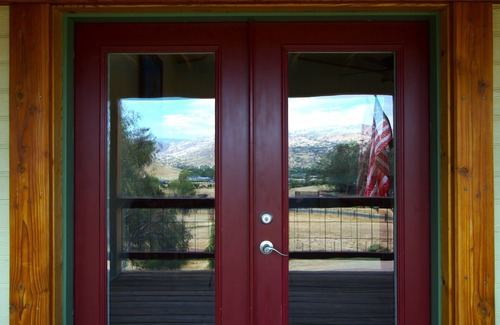Exeter House | Sequoia Foothill Ranch Chateau, View, Pool, horses 30 min to Park