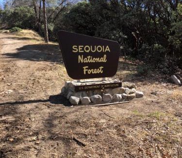 Guernsey Mill House | Sequoia National Forest CabinG