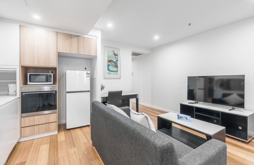 Braddon Apartment | Serain Residences Canberra Centre