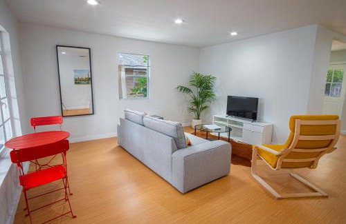 Denver Heights House | Serene 2BR1BA Residence in Peaceful San Antonio