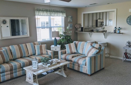 Ocean View Condo | SERENE COASTAL SETTING!