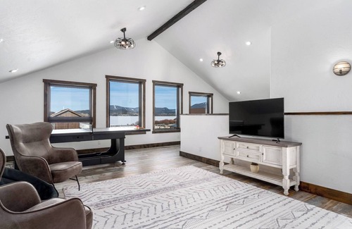 Georgetown House | Serene Escape - Family Fun at Georgetown Lake!