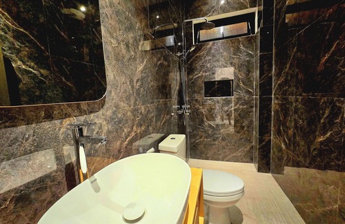 Kediri Apartment | Serene Escape In Kedungu, Close to the beach and cafés