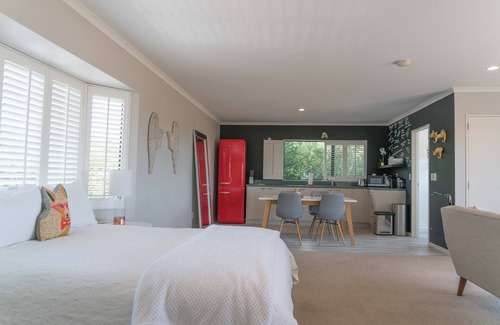 Havelock North House | Serene escape just 5 minutes from Havelock North