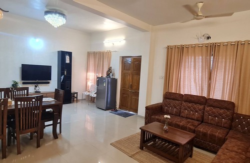 Khodala Hotel | Serene Fog Valley by Stay Serene
