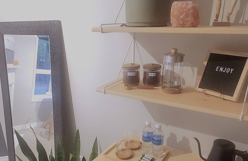 Hamilton House | Serene Forest Retreat with King Bed and Fireplace