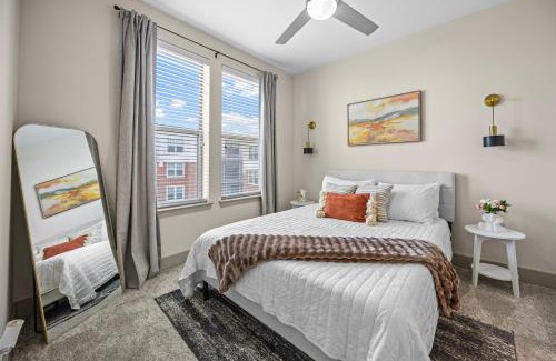 Frisco Square Apartment | Serene Frisco Apt with Pool and Gym